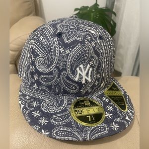 Kith & New Era hat brand new size 7 1/4
